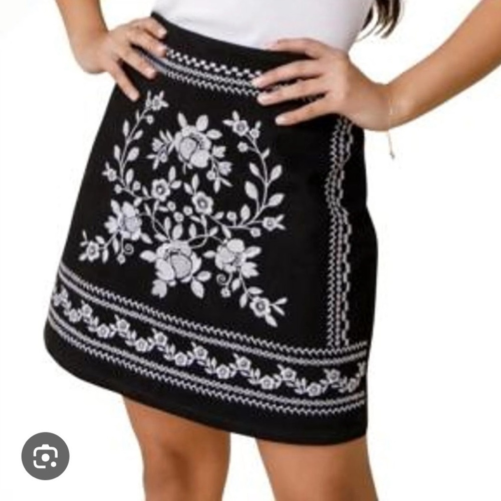Savanna Jane Black Mini Skirt with White Floral Embroidery